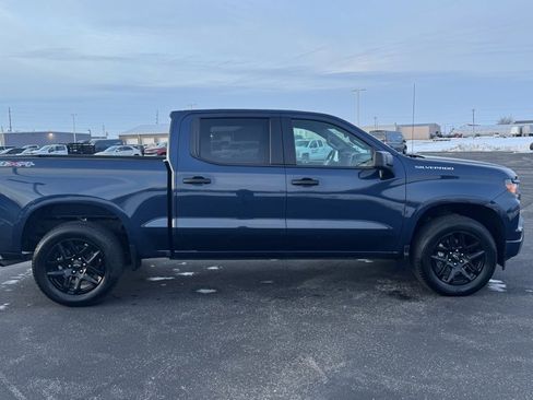 Used 2022 Chevrolet Silverado 1500 Custom image 8