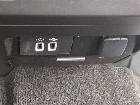 Used 2018 Ford F150 XLT w/ Equipment Group 302A Luxury image 22