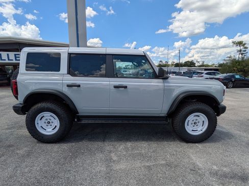 New 2026 Ford Bronco Heritage Edition AWD/4WD image 3