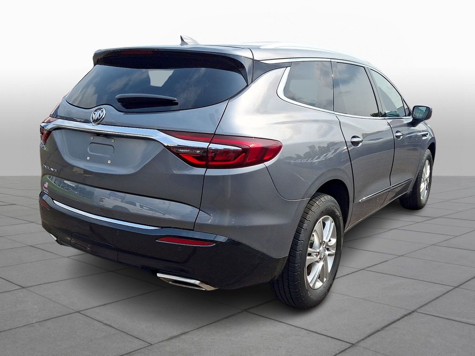 Used 2020 Buick Enclave Essence w/ Sound and Sites Package FWD image 7
