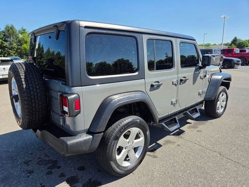 Used 2019 Jeep Wrangler Unlimited Sport S AWD/4WD image 16