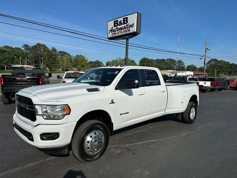 Used 2019 RAM 3500 Lone Star image 1