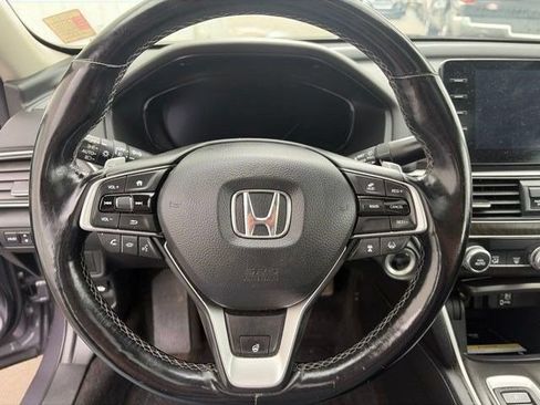 Used 2020 Honda Accord Touring image 13