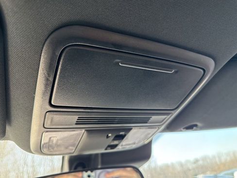 Used 2022 Honda Pilot Sport image 29