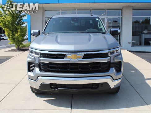 New 2026 Chevrolet Silverado 1500 LT w/ Z71 Off-Road Package image 9