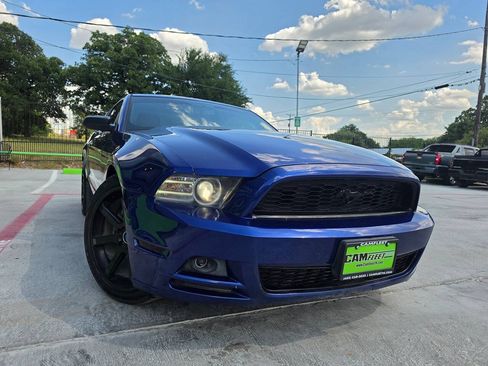 Used 2013 Ford Mustang Coupe RWD image 50