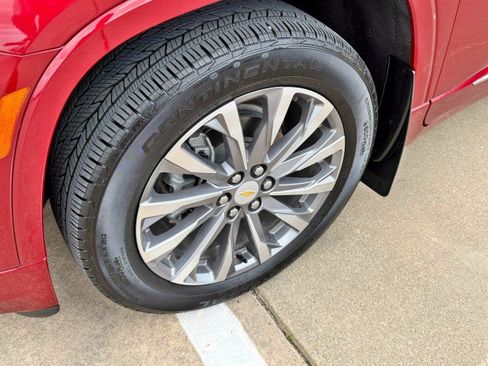 Certified 2023 Chevrolet Traverse Premier image 10