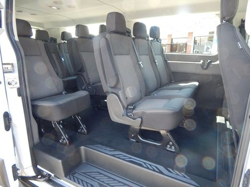 Used 2023 Ford Transit 350 XLT RWD image 3