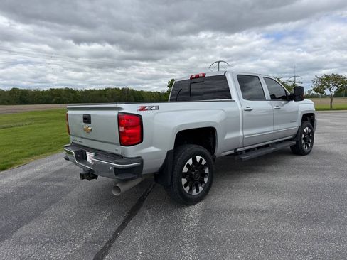 Used 2018 Chevrolet Silverado 2500 LT w/ LT Fleet Convenience Package AWD/4WD image 10