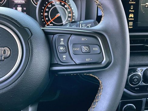 Used 2024 Jeep Wrangler Sport S image 18