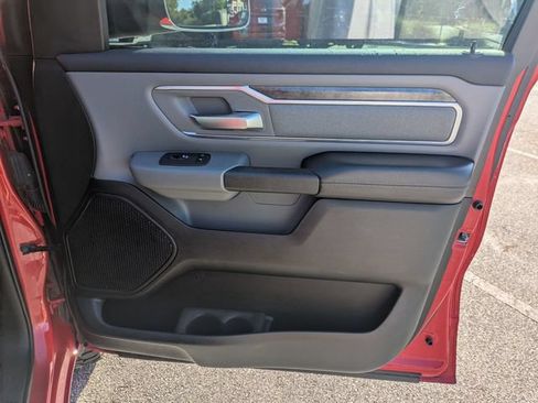 Used 2019 RAM 1500 Big Horn AWD/4WD image 33