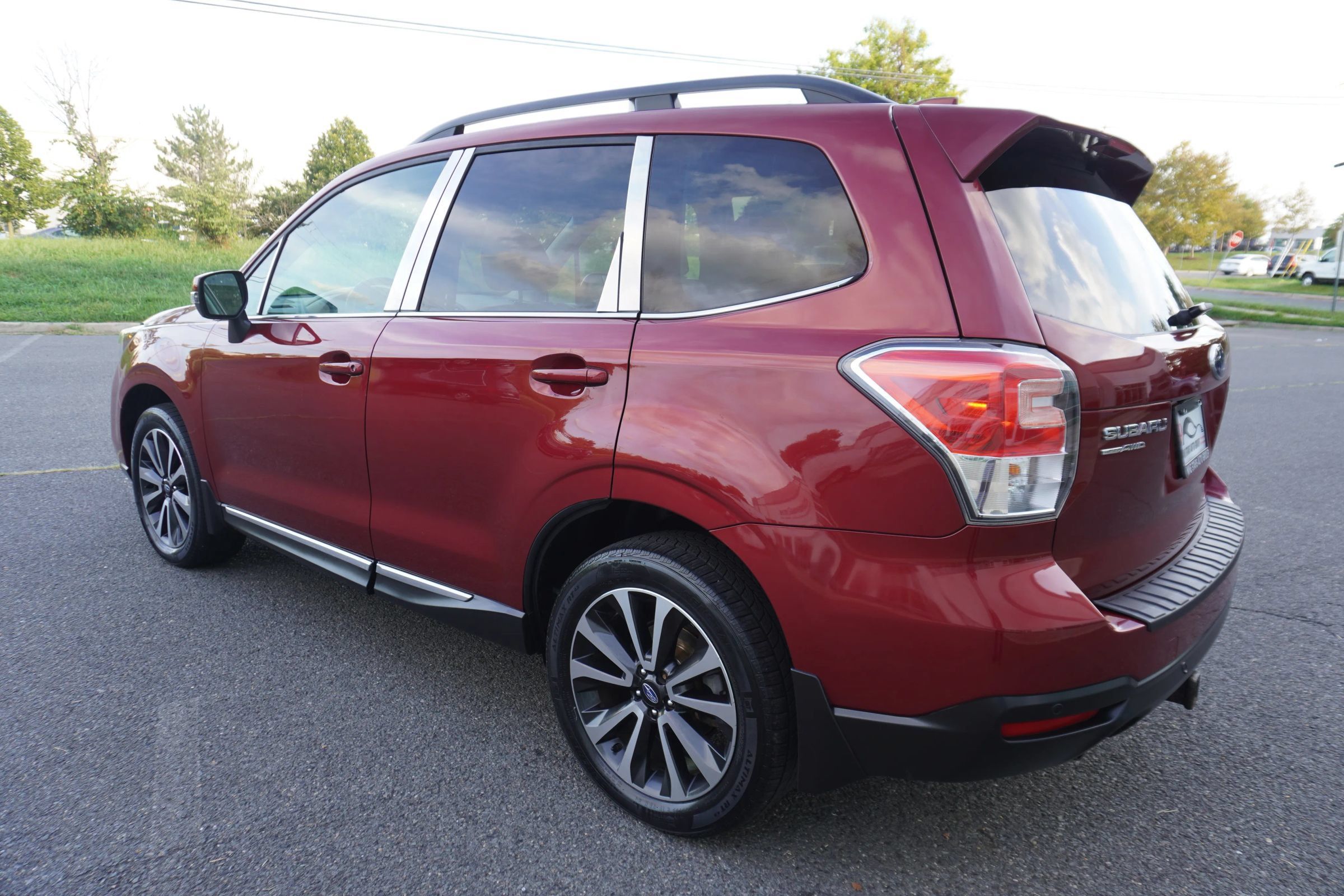 Used 2017 Subaru Forester 2.0XT Touring AWD/4WD image 5