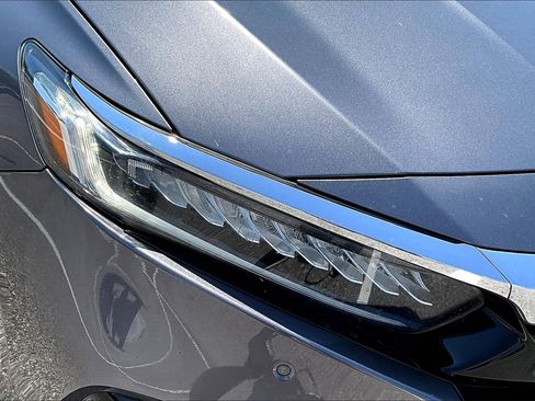 Used 2021 Honda Accord Touring image 29
