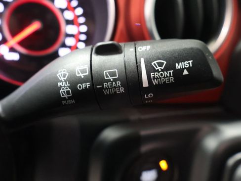 Used 2021 Jeep Wrangler Unlimited Rubicon image 43