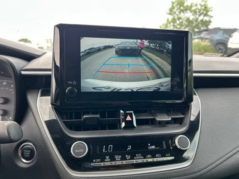 Used 2024 Toyota Corolla SE FWD image 11