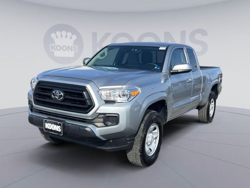 Used 2023 Toyota Tacoma SR image 1