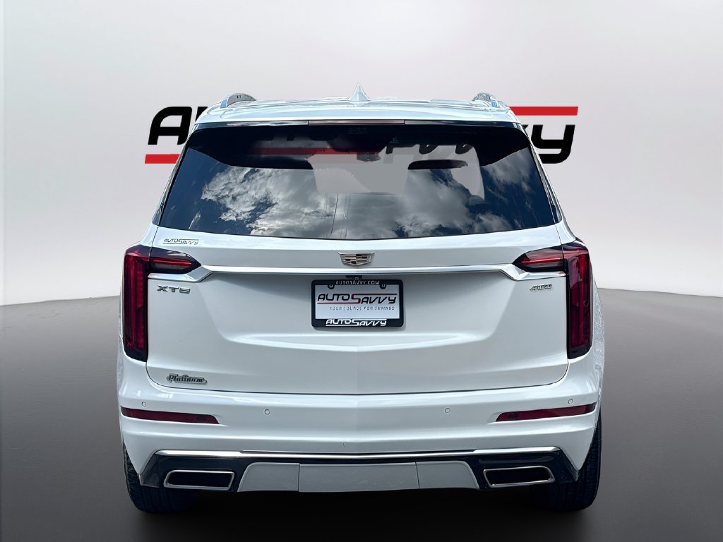 Used 2025 Cadillac XT6 Premium Luxury w/ Technology Package FWD image 6