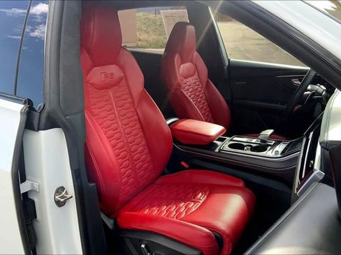 Used 2023 Audi RS Q8 image 7