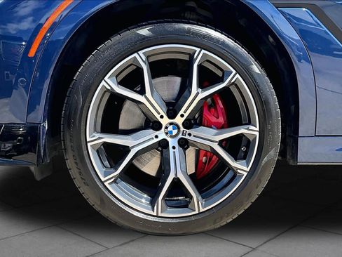 Used 2023 BMW X6 xDrive40i w/ Executive Package AWD/4WD image 11