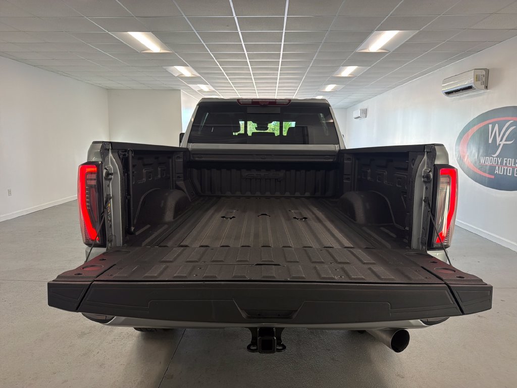 Used 2024 GMC Sierra 2500 AT4 w/ AT4 Premium Plus Package AWD/4WD image 9