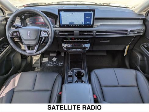 New 2025 Lincoln Corsair FWD w/ Equipment Group 101A image 12