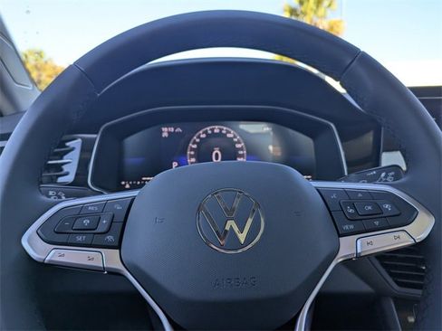 New 2026 Volkswagen Jetta SE image 28