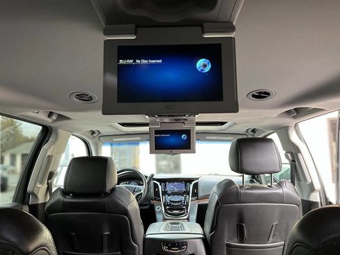 Used 2018 Cadillac Escalade ESV Premium Luxury AWD/4WD image 39