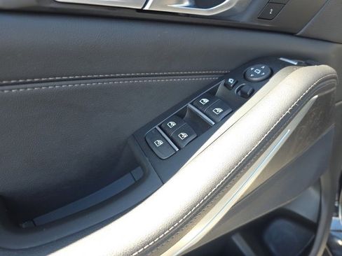 Used 2023 BMW X5 xDrive40i w/ Premium Package image 12