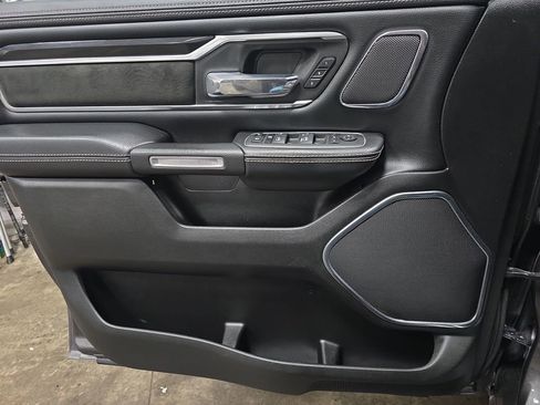 Used 2022 RAM 1500 Laramie AWD/4WD image 27