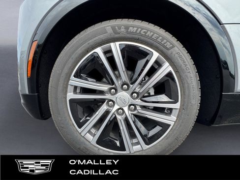 New 2026 Cadillac Lyriq Premium Luxury w/ LPO, Floor Liner Package image 9