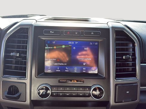 Used 2020 Ford Expedition XLT w/ Equipment Group 202A image 17