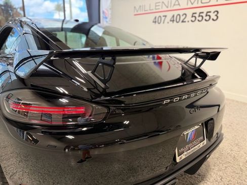 Used 2020 Porsche 718 Cayman GT4 RWD image 46