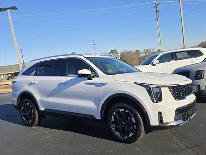 New 2025 Kia Sorento S