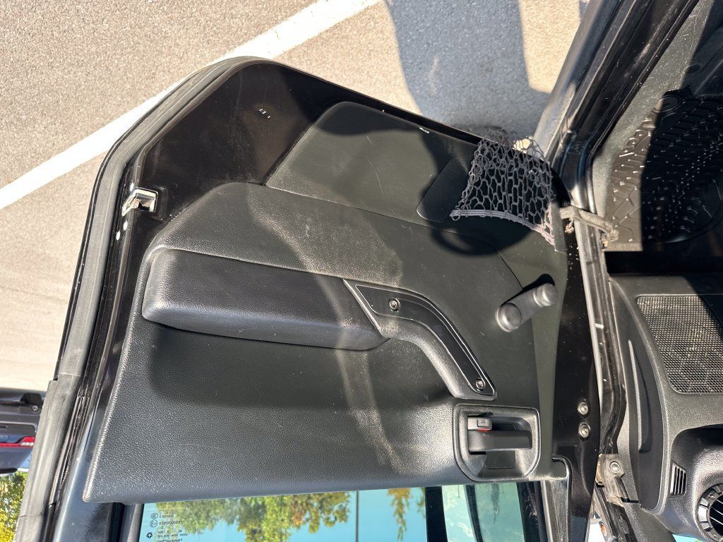 Used 2018 Jeep Wrangler Sport w/ Connectivity Group AWD/4WD image 17