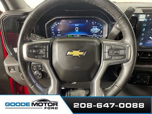 Used 2023 Chevrolet Silverado 1500 LT w/ Convenience Package II AWD/4WD image 15