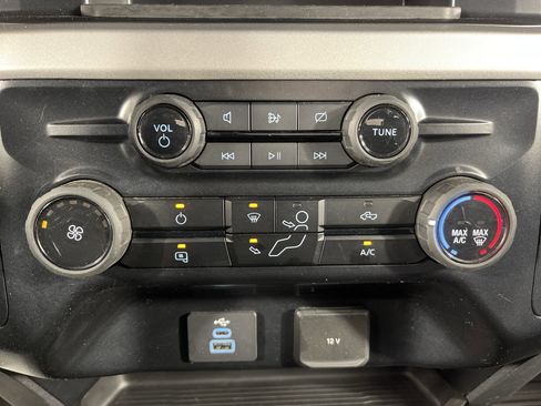 Used 2024 Ford F350 XL w/ Snow Plow Prep Package image 24