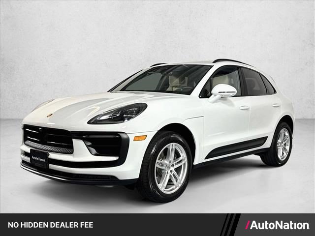 Certified 2026 Porsche Macan Turbo AWD/4WD image 1