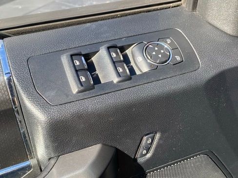 Used 2016 Ford F150 XLT w/ Equipment Group 302A Luxury AWD/4WD image 19