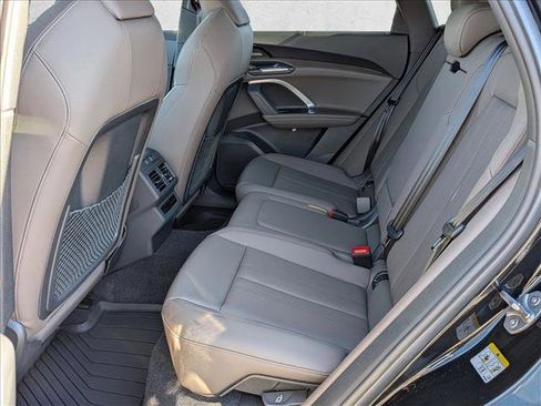 New 2025 Audi Q5 Premium Plus image 16