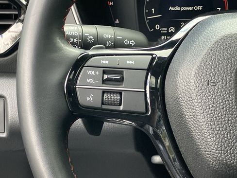 Certified 2025 Honda Pilot Black Edition image 20