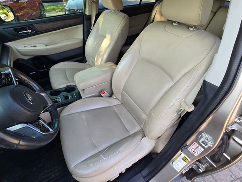 Used 2018 Subaru Outback 2.5i Limited AWD/4WD image 15