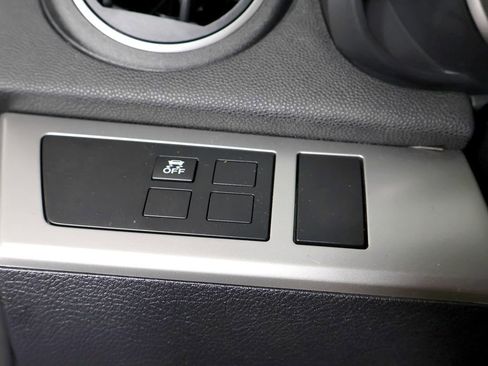 Used 2013 MAZDA MAZDA3 i Sport image 36