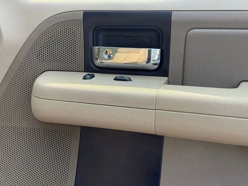 Used 2007 Ford F150 XLT image 45