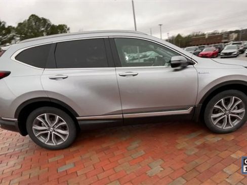 Used 2022 Honda CR-V Touring image 2