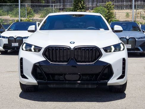 New 2027 BMW X6 xDrive40i w/ Executive Package AWD/4WD image 3