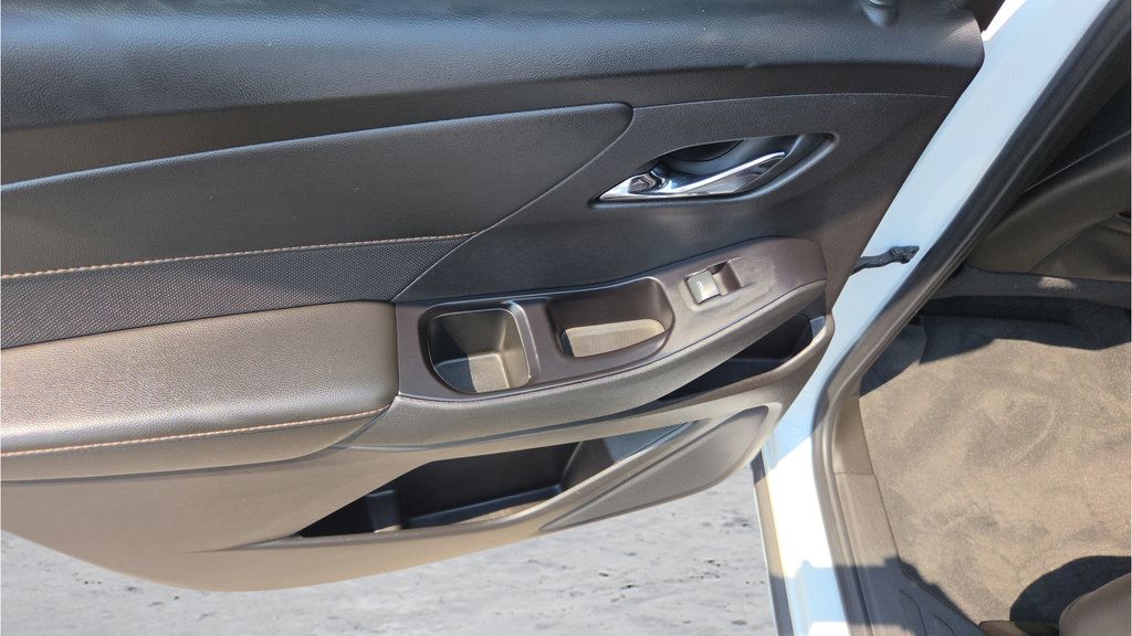 Used 2020 Chevrolet Traverse Premier AWD/4WD image 52