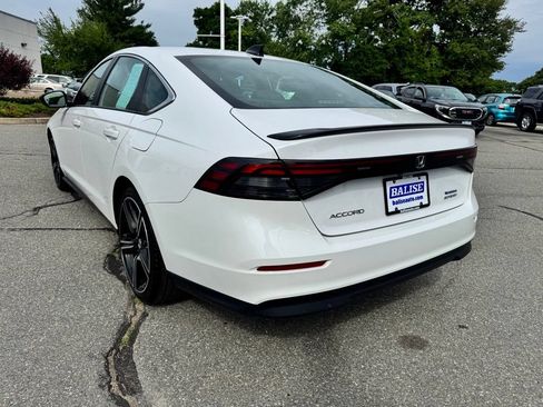 Used 2025 Honda Accord Sport image 3