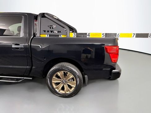 Certified 2024 Nissan Titan SV w/ SV Bronze Edition Package AWD/4WD image 29