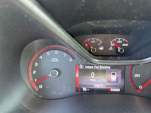 Used 2016 GMC Canyon SLT w/ Driver Alert Package image 13