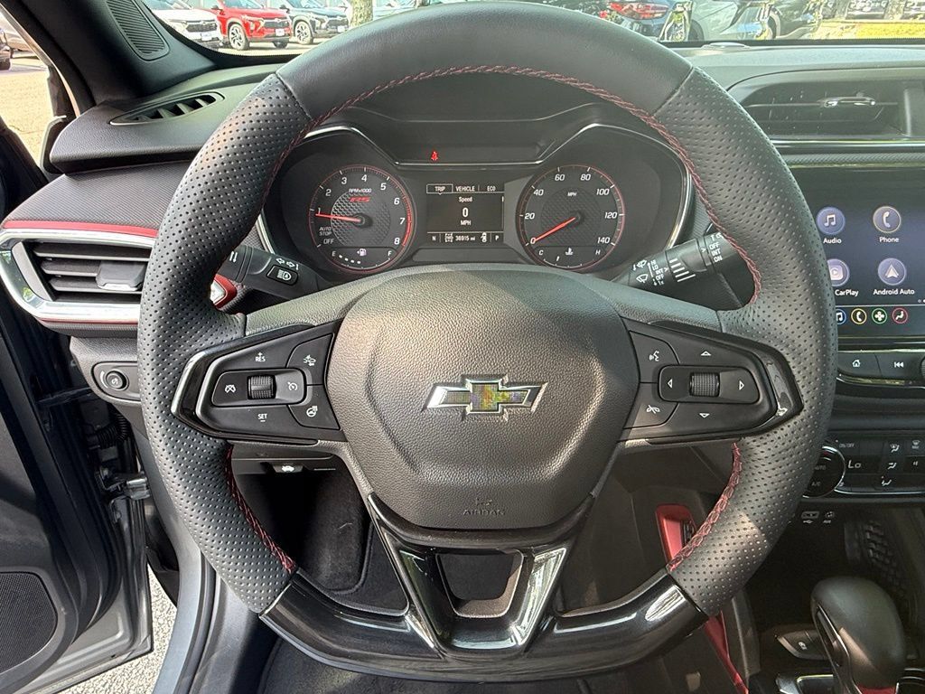 Used 2023 Chevrolet TrailBlazer RS w/ Convenience Package AWD/4WD image 16